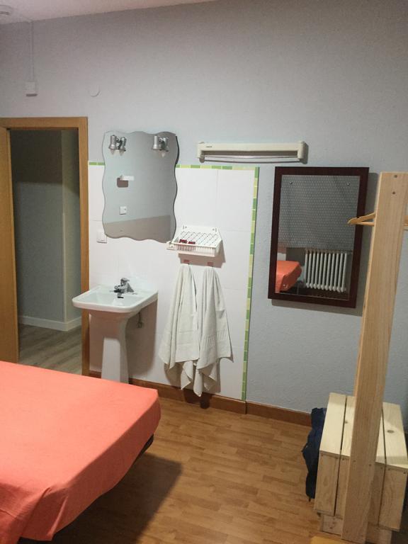 Hostal Rosales Aranda de Duero Esterno foto