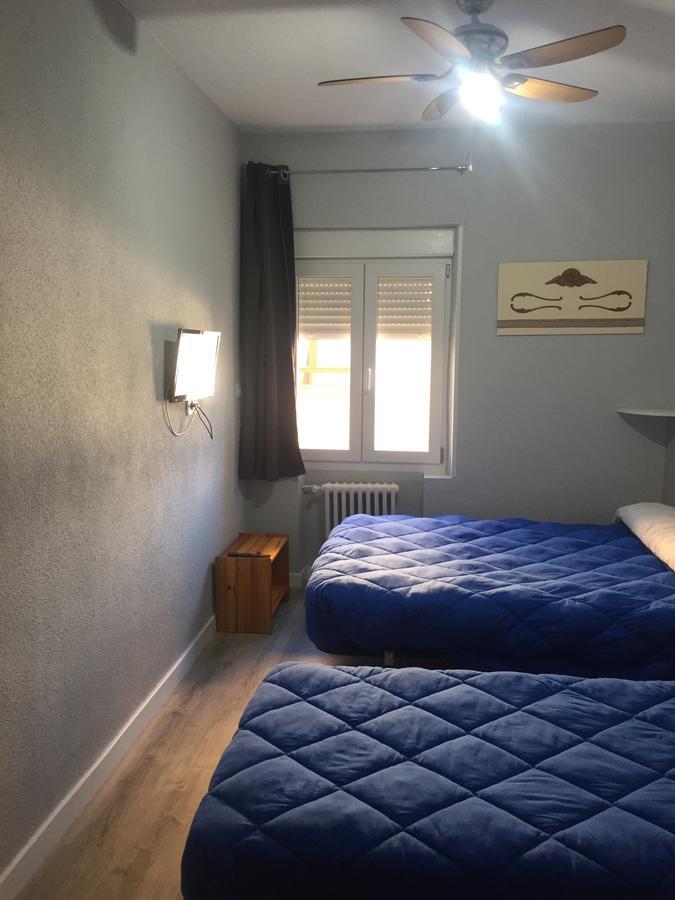 Hostal Rosales Aranda de Duero Esterno foto