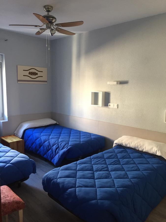 Hostal Rosales Aranda de Duero Esterno foto